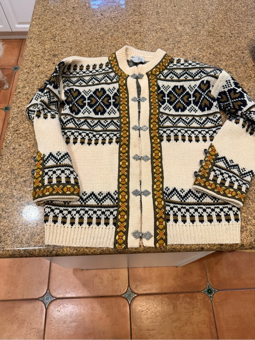 Game Cream Nordic-Patterned Wool Cardigan with Yellow Trim metal buttons
